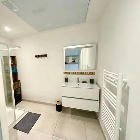 Appartement 3 Chambres, Piscine, 50 M Des Plages Saint-Cyr-sur-Mer Exterior photo