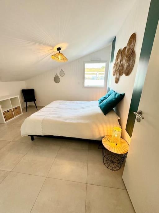 3 Chambres, Piscine, 50 M Des Plages Apartment Les Lecques