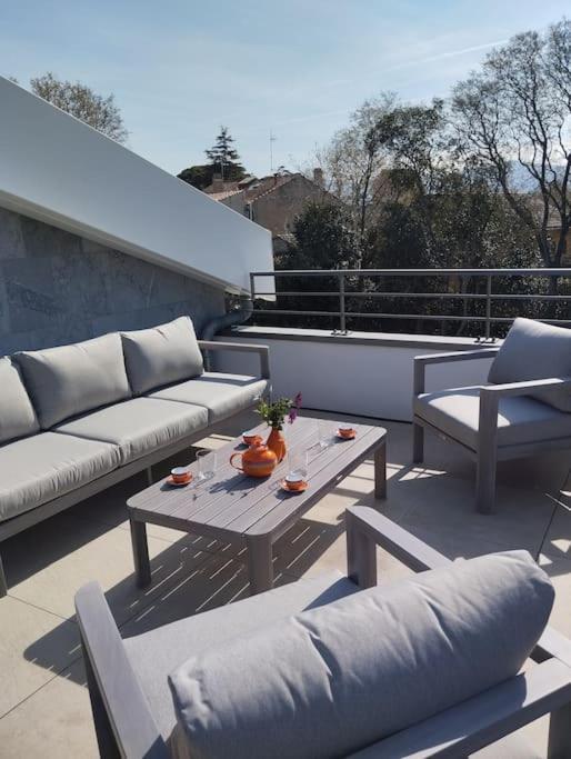 Apartment 3 Chambres, Piscine, 50 M Des Plages *
