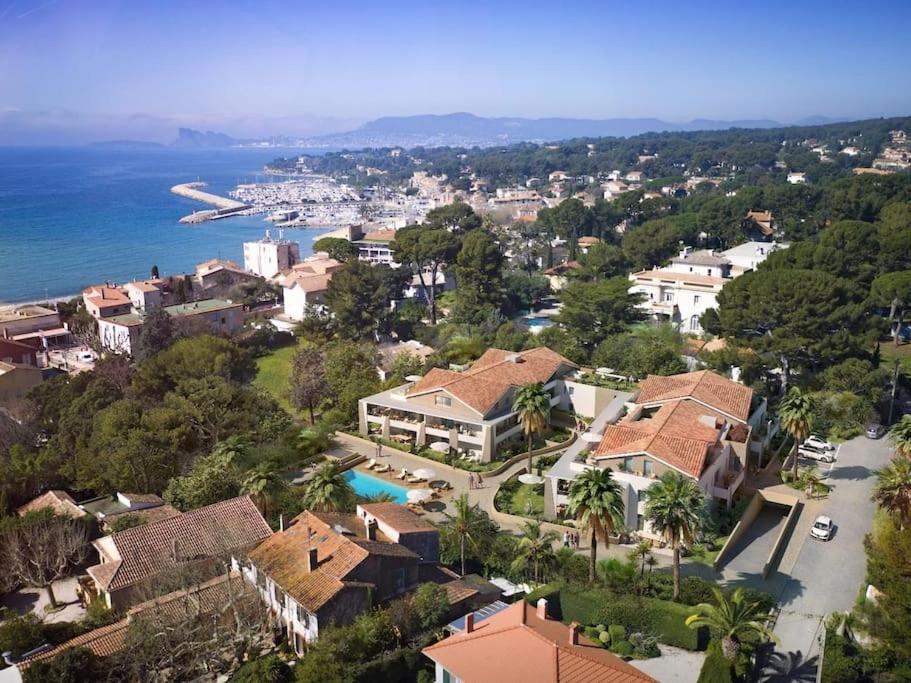 3 Chambres, Piscine, 50 M Des Plages